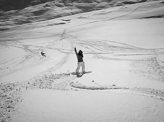 Miriam Kuschel beim Snowboarden